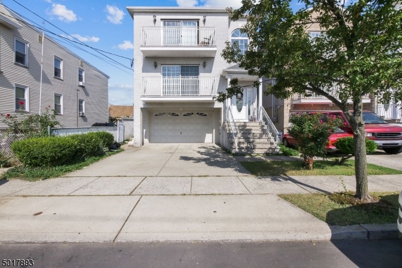 421 Loomis St, Elizabeth, NJ 07206 - photo 1