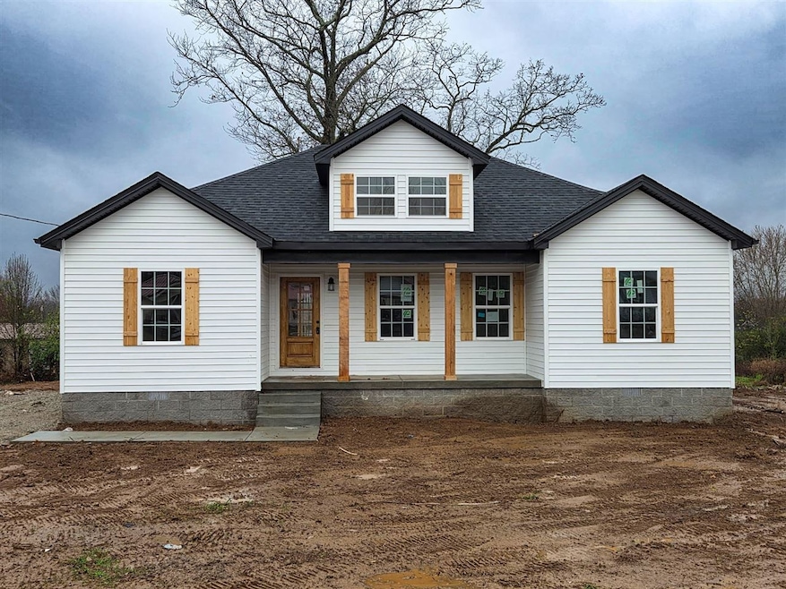 305 Hunters Cir, Russellville, KY 42276 - photo 1