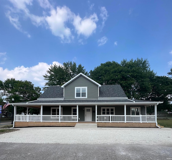 220 10th St, Covington, IN 47932 - photo 1