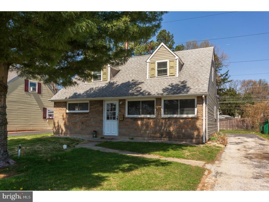 2521 Secane Rd, Secane, PA 19018 - photo 1