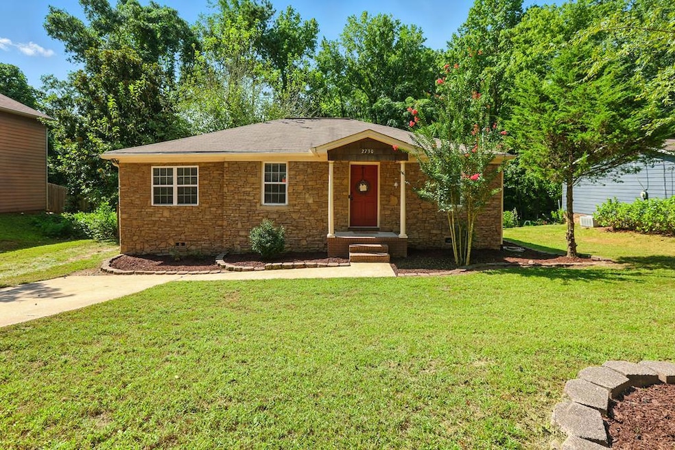 2730 Lakeview Dr, Columbus, GA 31909 - photo 1