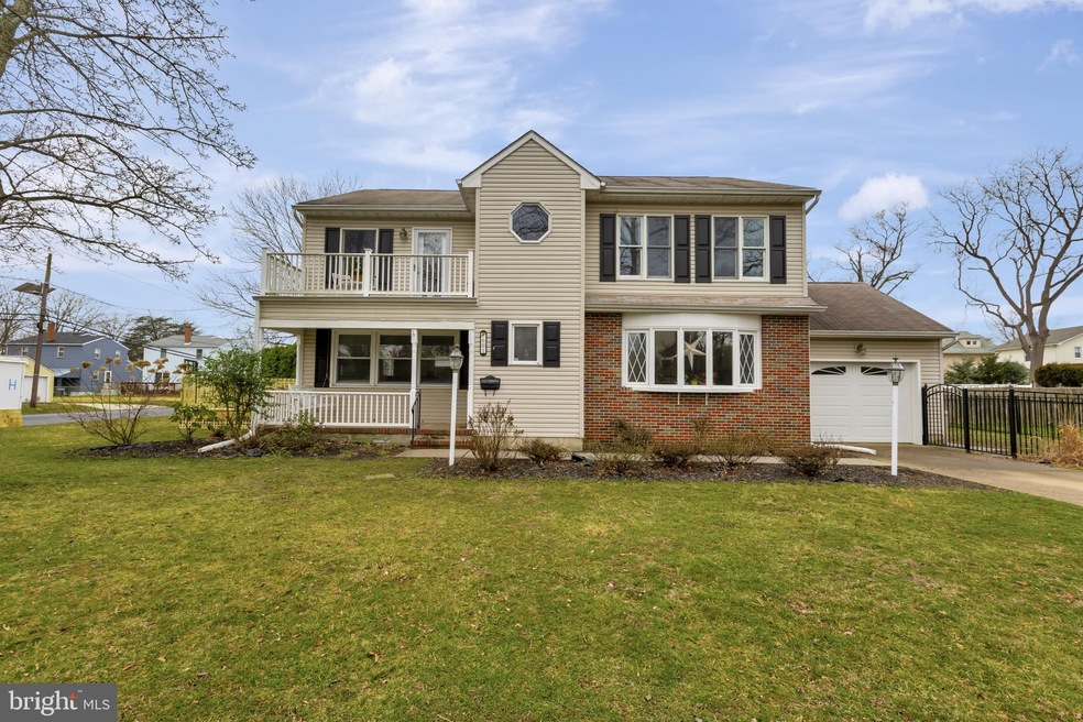 601 Lees Ln, Collingswood, NJ 08108 - photo 1