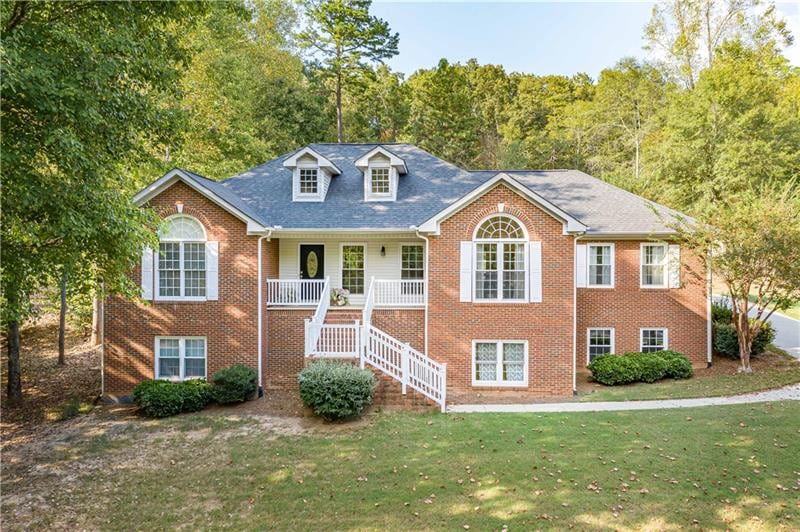 66 Wynridge Dr, Carrollton, GA 30116 - photo 1