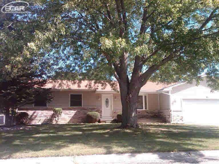 9417 Elaine Dr, Swartz Creek, MI 48473 - photo 1