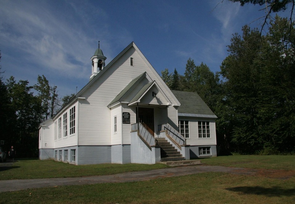 52 Elm St, Lunenburg, VT 05906 - photo 1