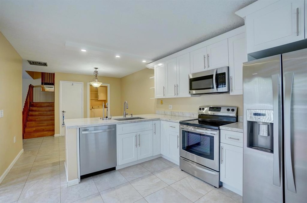 19 Amherst Ct unit D, Royal Palm Beach, FL 33411 - photo 1