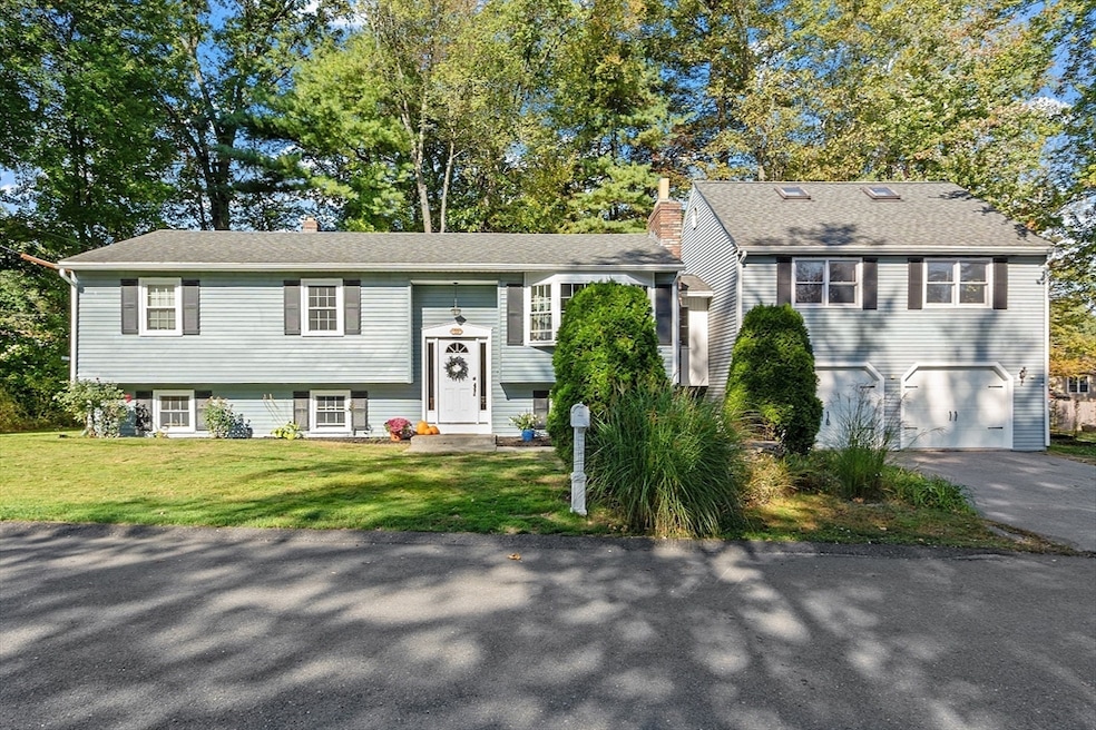 11 Dale Ave, Leominster, MA 01453 - photo 1