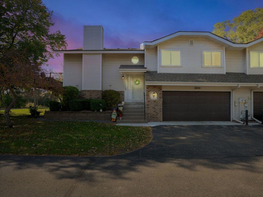 1605 Clemson Dr unit A, Saint Paul, MN 55122 - photo 1