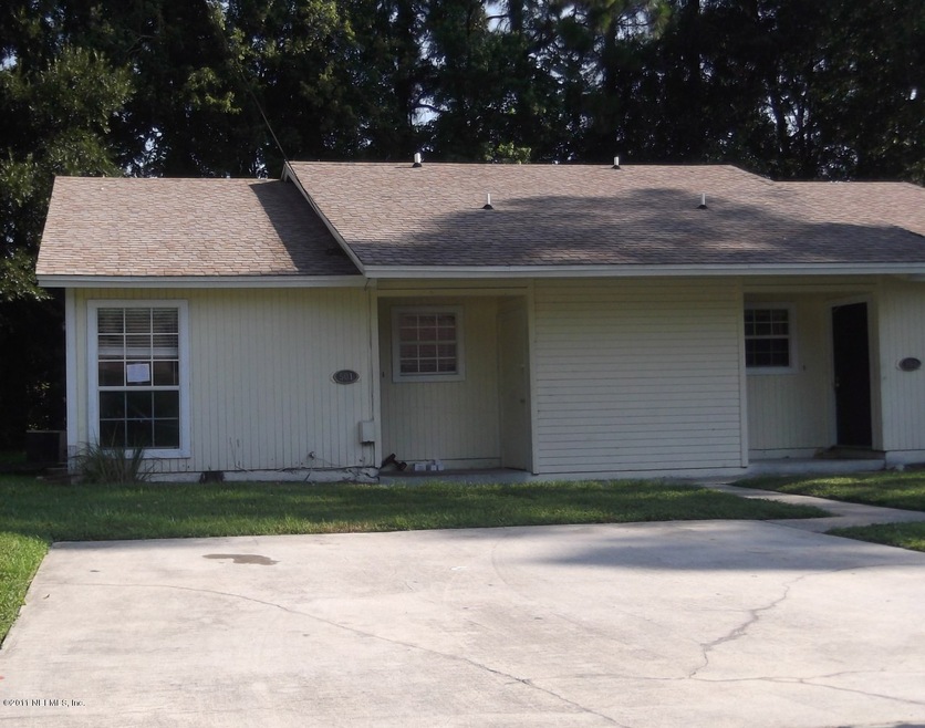 5325 Comanche St, Jacksonville, FL 32205 - photo 1