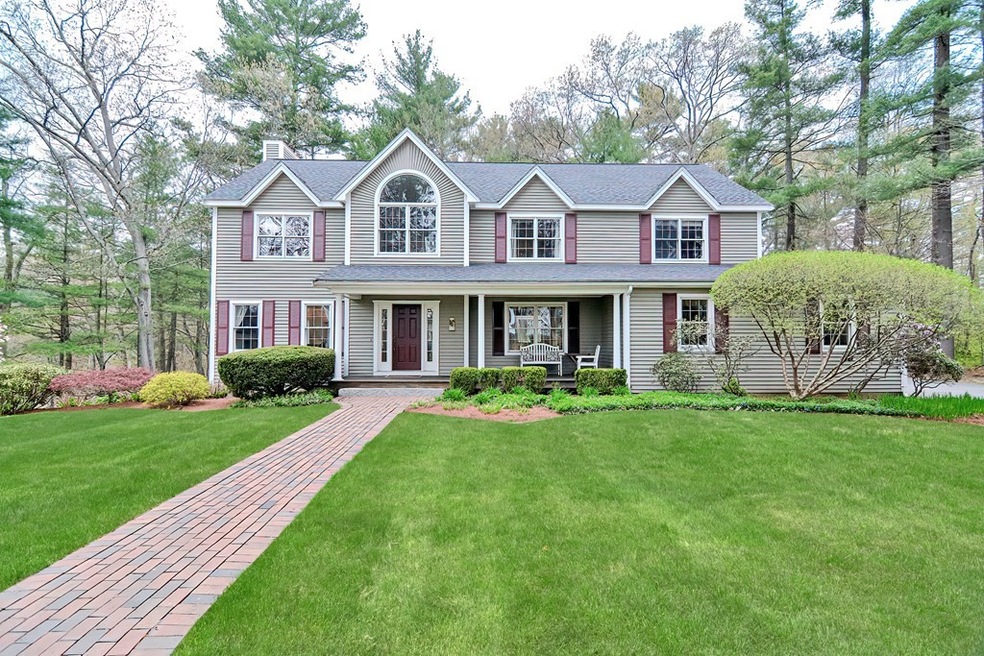 75 Oak Point, Wrentham, MA 02093 - photo 1