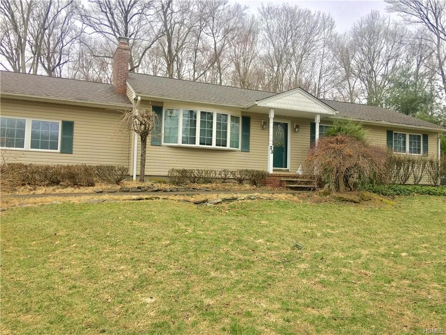 23 Shuart Rd, Airmont, NY 10952 - photo 1