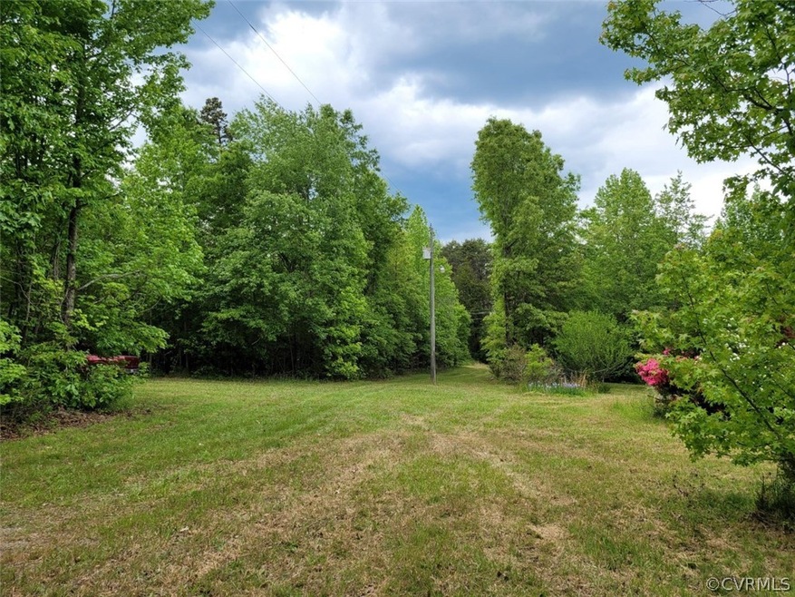 7050 Stubbs Bridge Rd, Spotsylvania, VA 22551 - photo 1