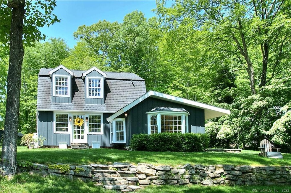 5 Old Mill Rd, Weston, CT 06883 - photo 1