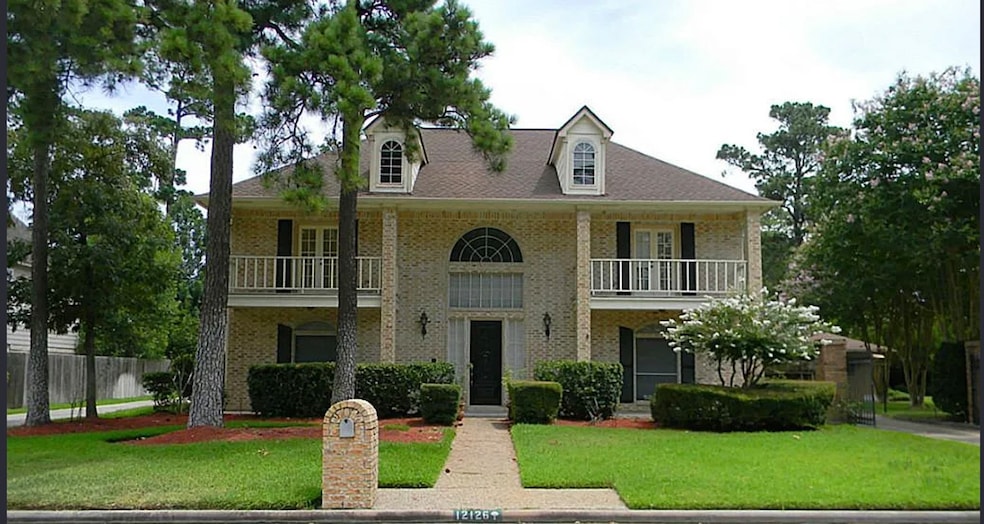 12126 Cypresswood Dr, Houston, TX 77070 - photo 1