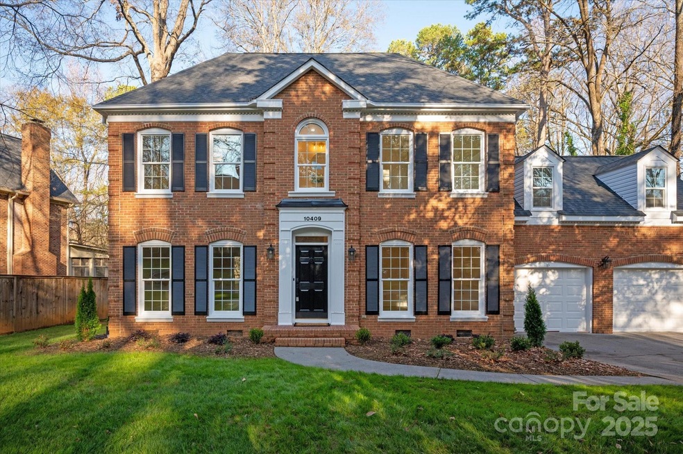 10409 Balmoral Cir, Charlotte, NC 28210 - photo 1