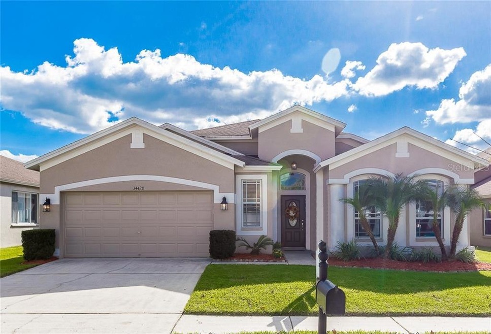 34428 Windknob Ct, Wesley Chapel, FL 33545 - photo 1