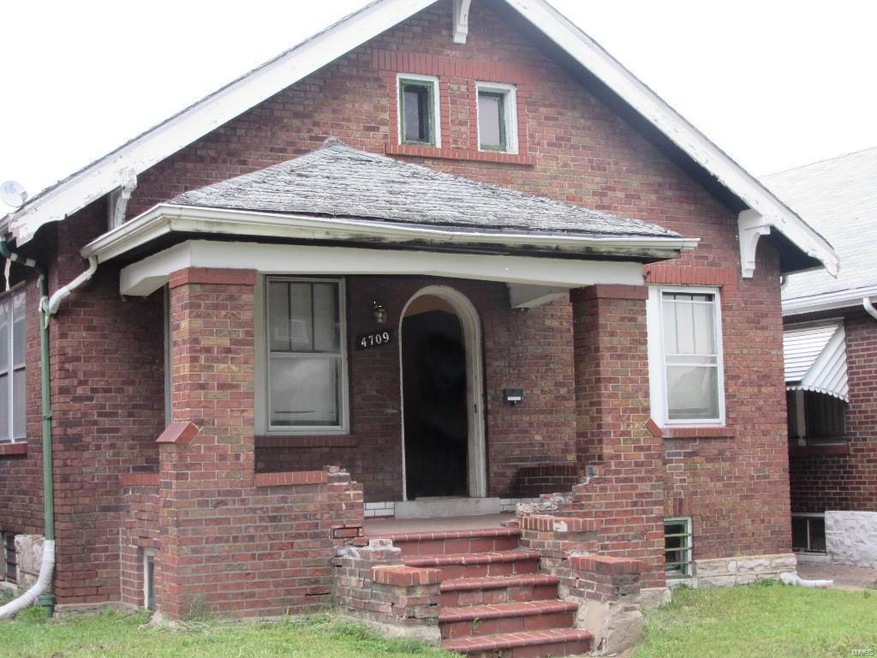 4709 Penrose St, Saint Louis, MO 63115 - photo 1