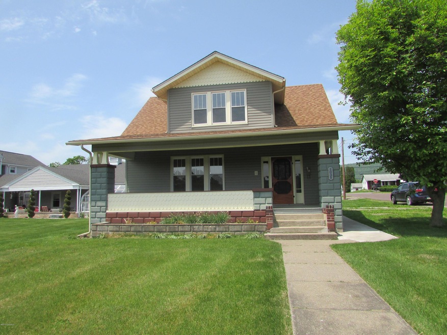 1031 E Front St, Berwick, PA 18603 - photo 1