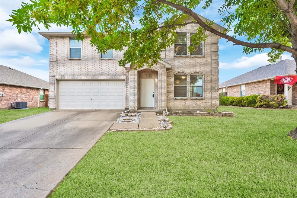 1016 Lowndes Ln, Wylie, TX 75098 - photo 1