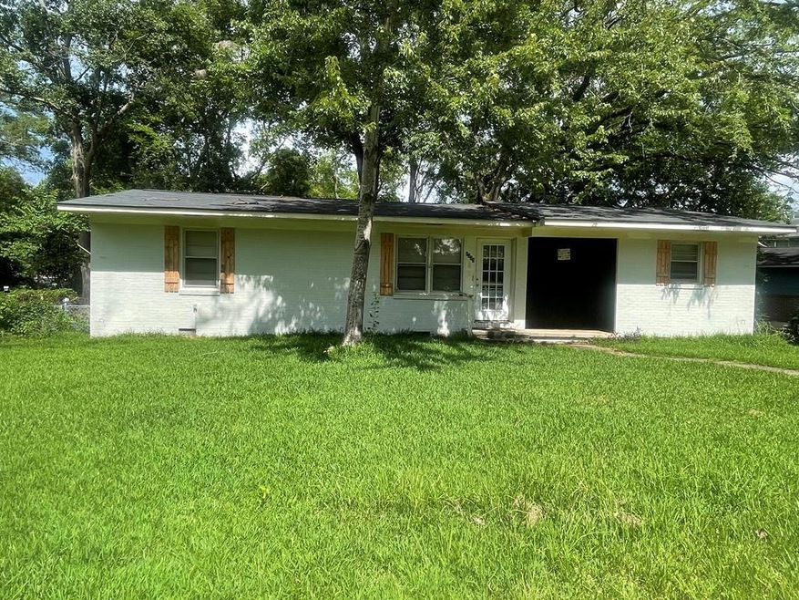 1303 S Lee St, Americus, GA 31709 - photo 1
