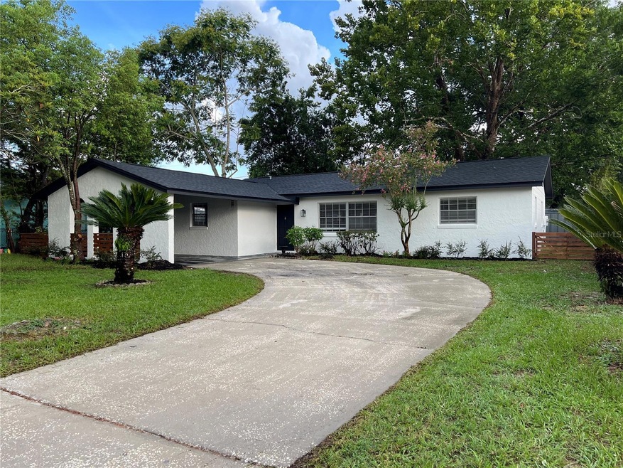 Jackeline Cabrera Real Estate Agent in Lake Mary, FL