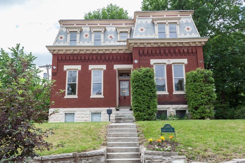 1318 Shenandoah Ave, Saint Louis, MO 63104 - photo 1