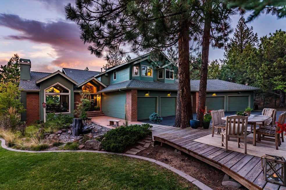 2603 NW Loggan Ct, Bend, OR 97701 - photo 1