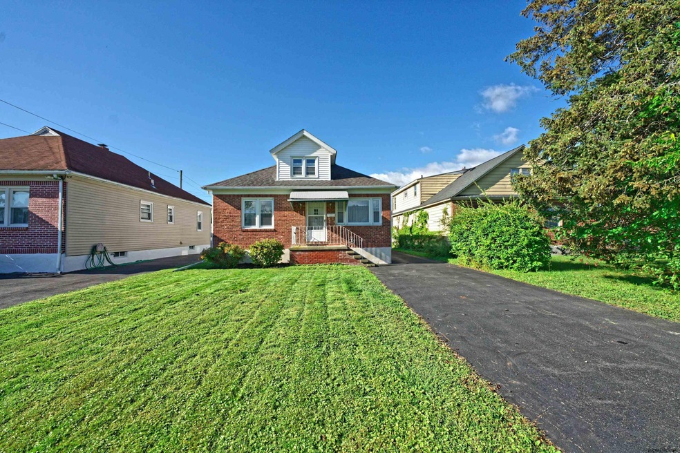 100 Dartmouth St, Albany, NY 12209 - photo 1