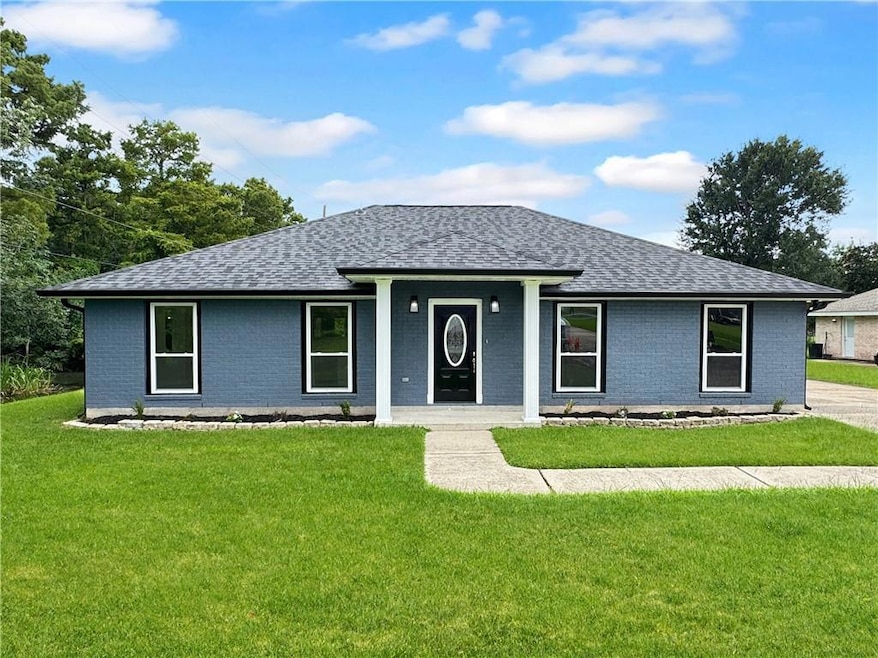 220 Warwick St, La Place, LA 70068 - photo 1