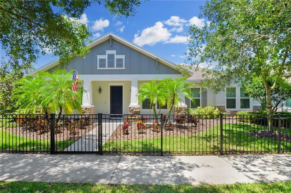 GARDEN DISTRICT/3 CAR GARAGE