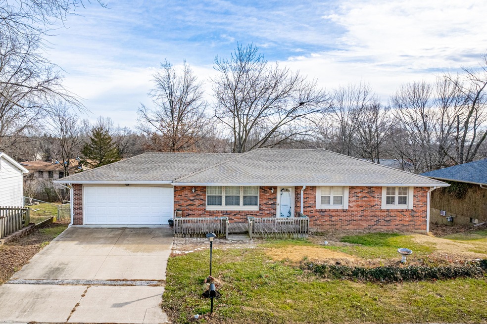 1138 S El Chapparral