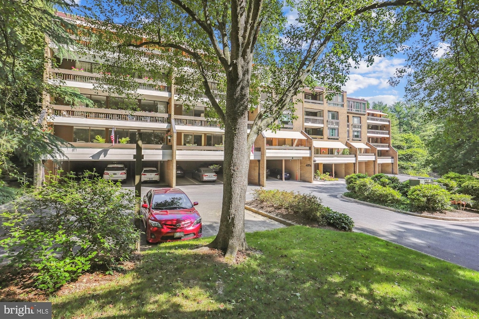 4974 Sentinel Dr, Bethesda, MD 20816 - photo 1