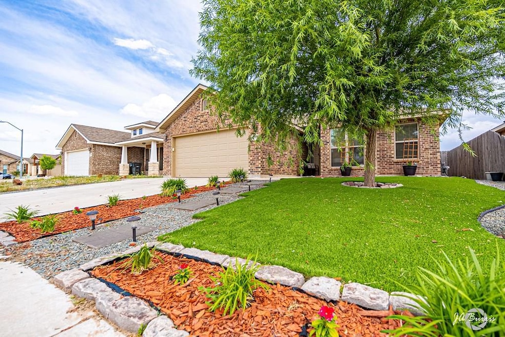 906 E 98th St, Odessa, TX 79765 - photo 1