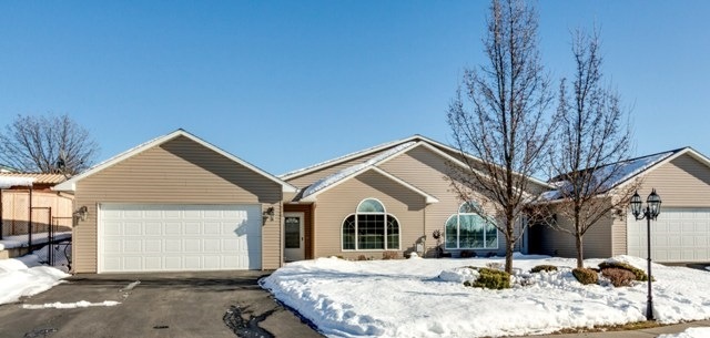 916 Golden Ct, Medical Lake, WA 99022 - photo 1