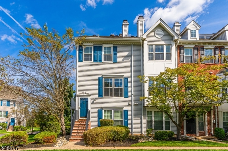 507 Dunn Cir, Bridgewater, NJ 08807 - photo 1