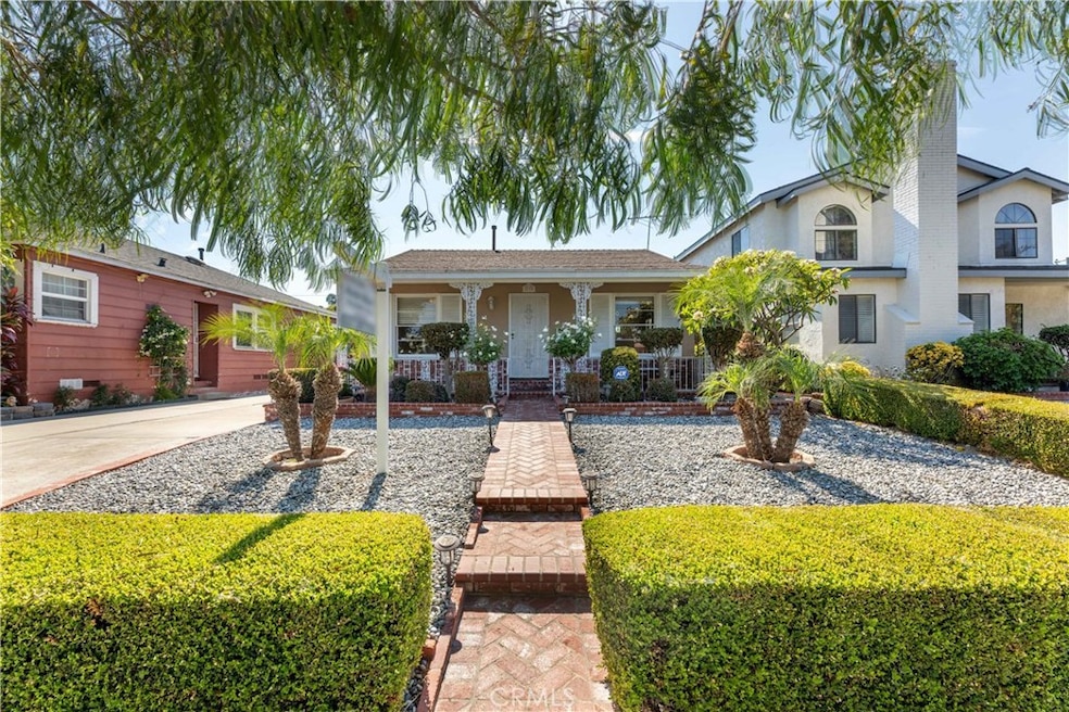 3139 Chestnut Ave, Long Beach, CA 90806 - photo 1