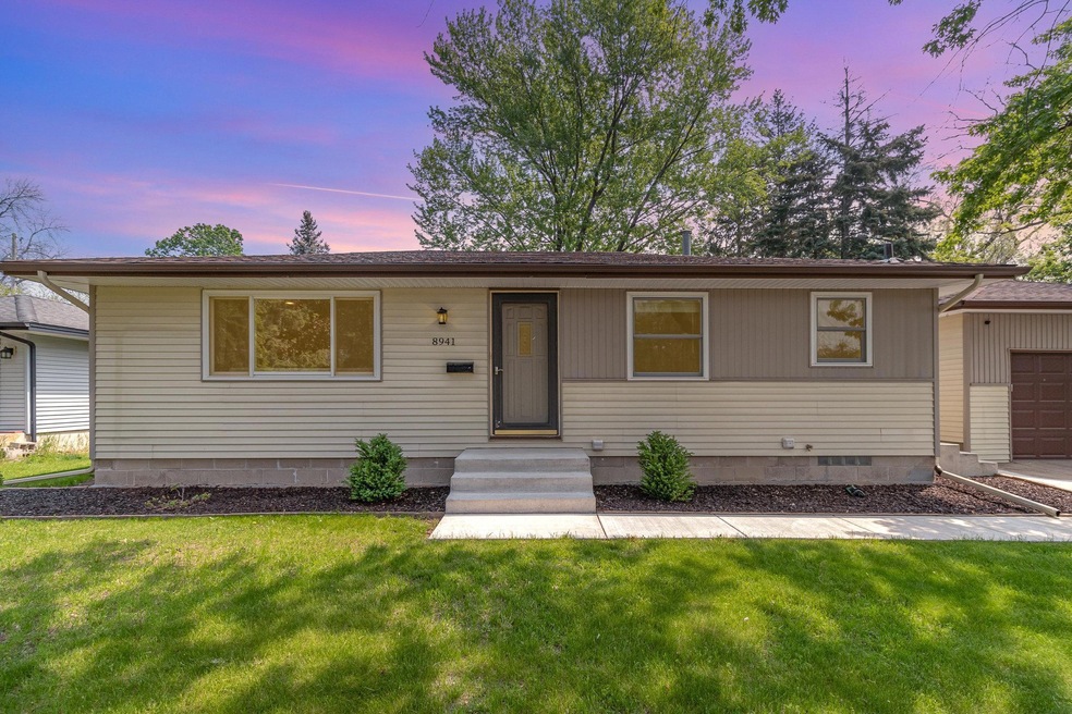 8941 Bryant Ave S, Bloomington, MN 55420 - photo 1