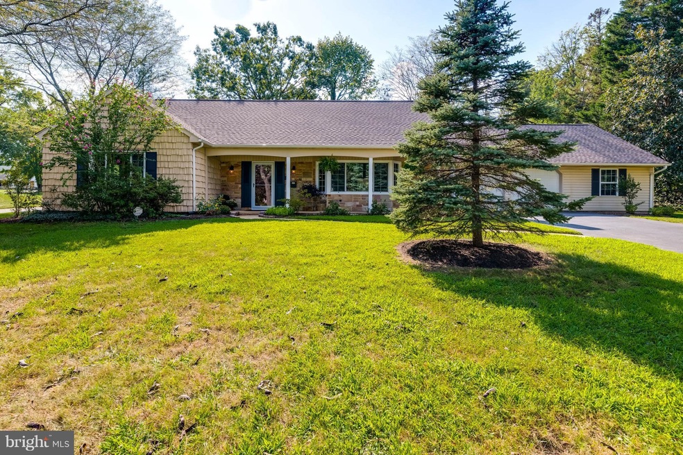 12521 Saber Ln, Bowie, MD 20715 - photo 1