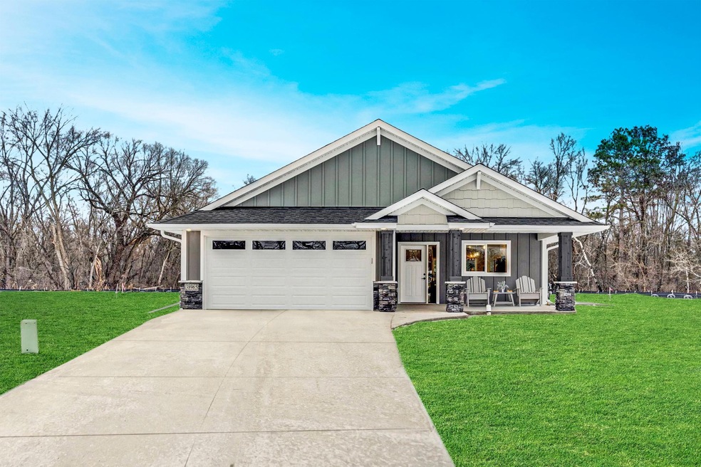 38965 Elm Ct, North Branch, MN 55056 - photo 1