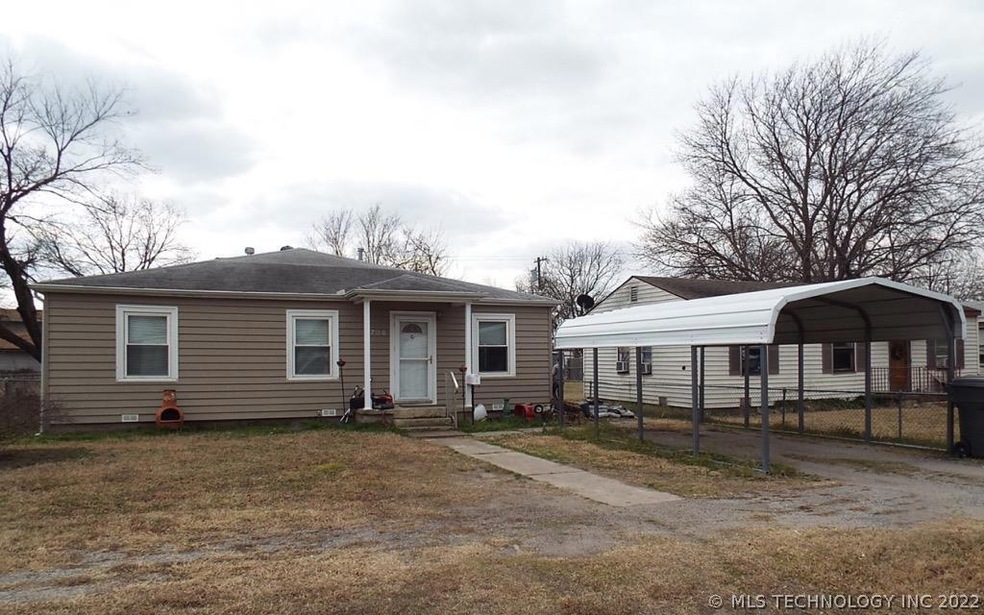 1704 8th Ave NW, Ardmore, OK 73401 - photo 1