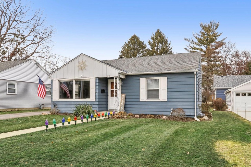 5-web-or-mls-W Highland Ave-001