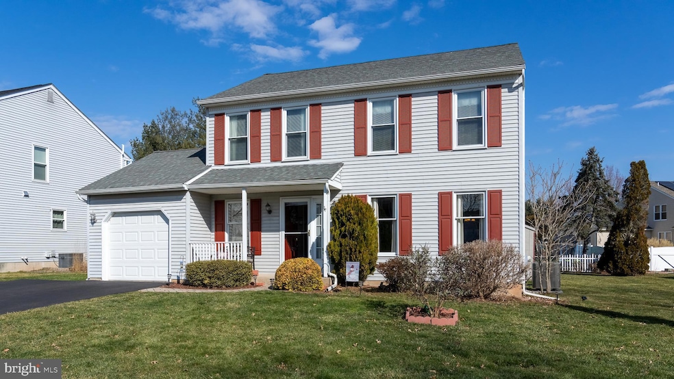 110 Abbey Dr, Royersford, PA 19468 - photo 1