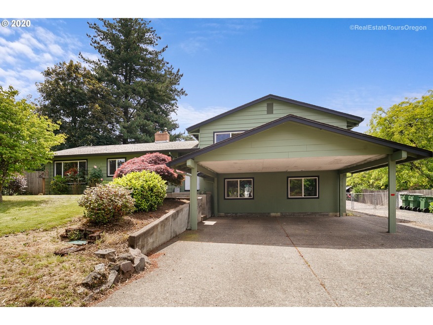 904 E Crestview Dr, Newberg, OR 97132 - photo 1