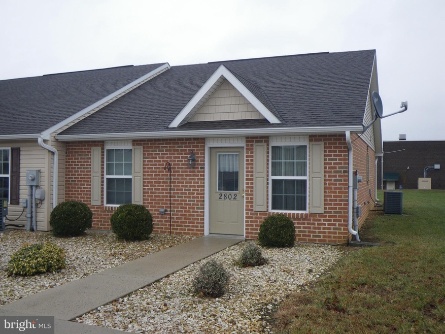 2802 Roosevelt Dr, Chambersburg, PA 17201 - photo 1