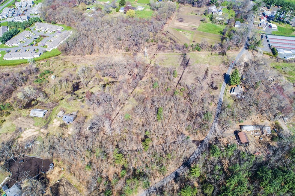 3 East St, South Hadley, MA 01075 - photo 1