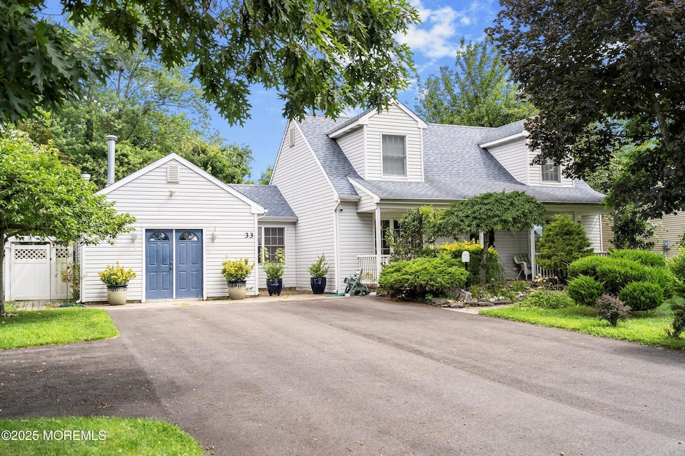 Pending $645,000 • Co-Listing Agent
