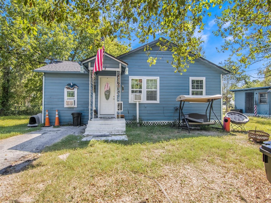 10418 Bantum St, Houston, TX 77093 - photo 1