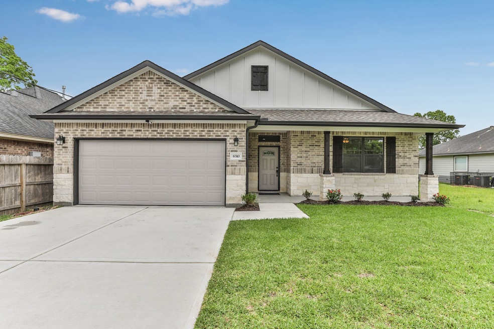 8310 Observatory St, Houston, TX 77088 - photo 1