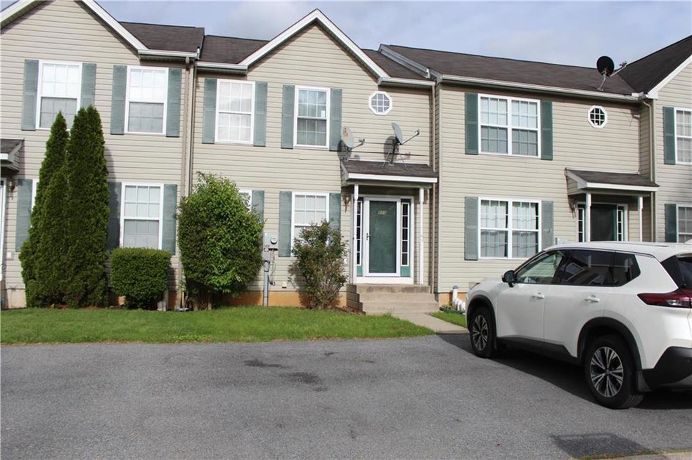619 Abbe Ct, Freemansburg, PA 18017 - photo 1