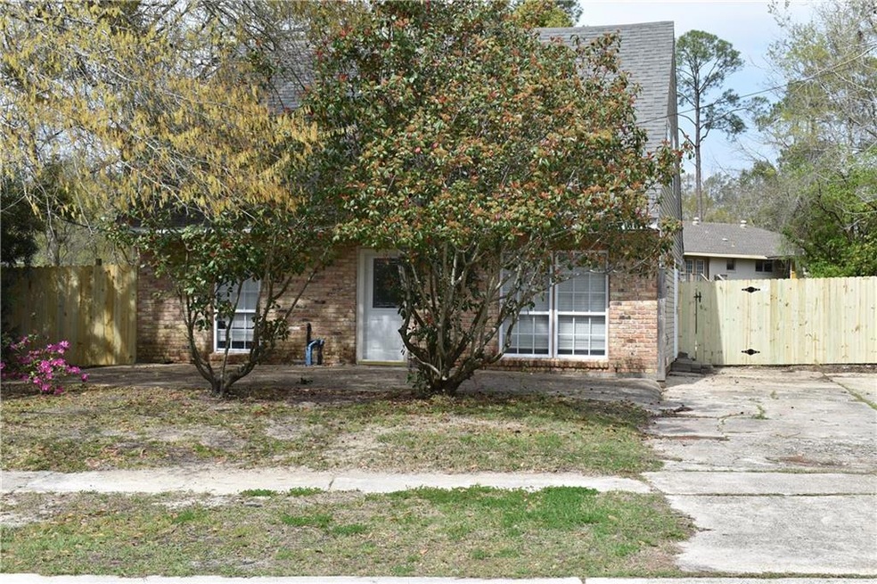 2911 Camellia Dr, Slidell, LA 70458 - photo 1